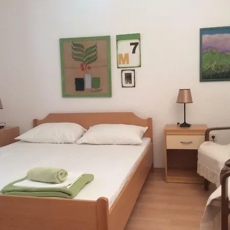 Apartment Varija *